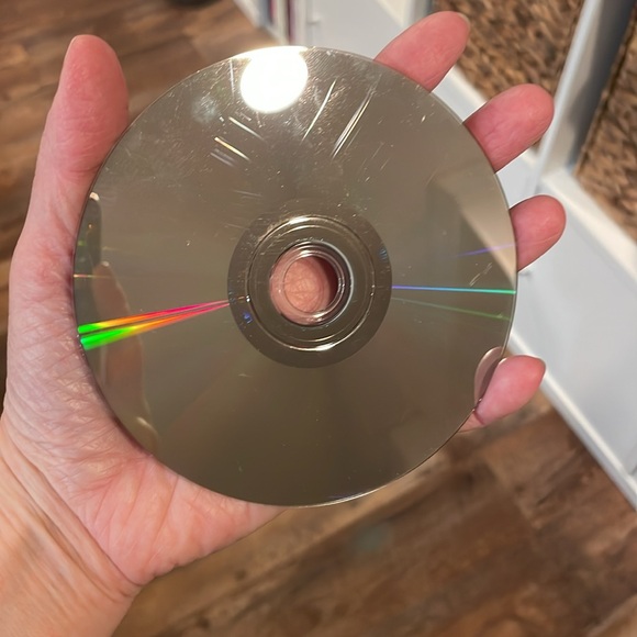 Star Wars DVD Collection in Black featuring Iconic Artwork and Sci-Fi Adventure - Picture 7 of 7